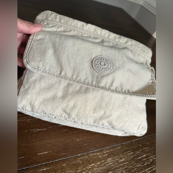 Kipling Aisling cross body bag - Picture 3 of 13